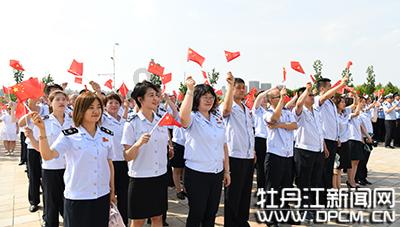 女生发:我们需要反省的是自己的眼光和见识 而不是怀疑自己的真诚和善良这句话表达什么意思表达什么意思？游戏画面